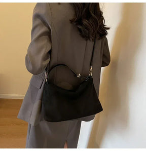 Bolsa em Camurça - Yara