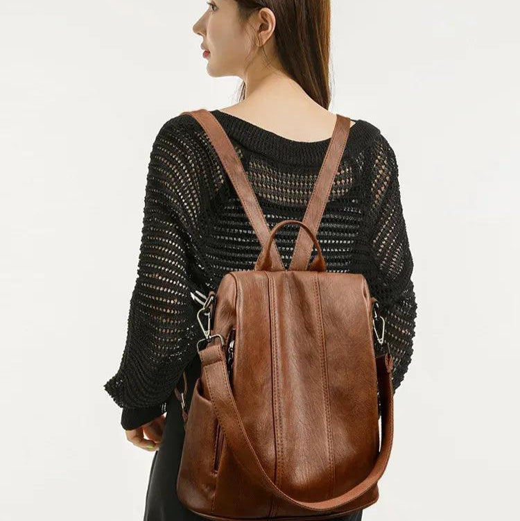 Mochila Feminina em Couro Legítimo com Alça - Elowen