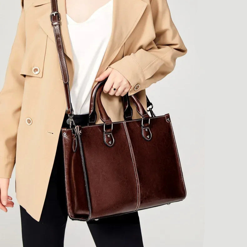 Bolsa em Couro Legítimo - Louv