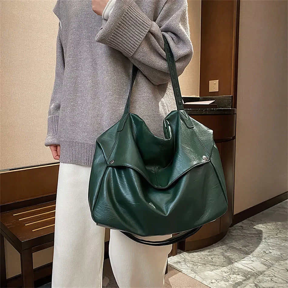 Bolsa em Couro Legítimo - Lua