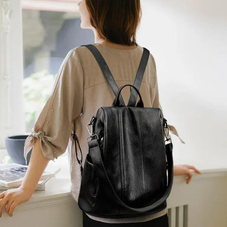 Mochila Feminina em Couro Legítimo com Alça - Elowen