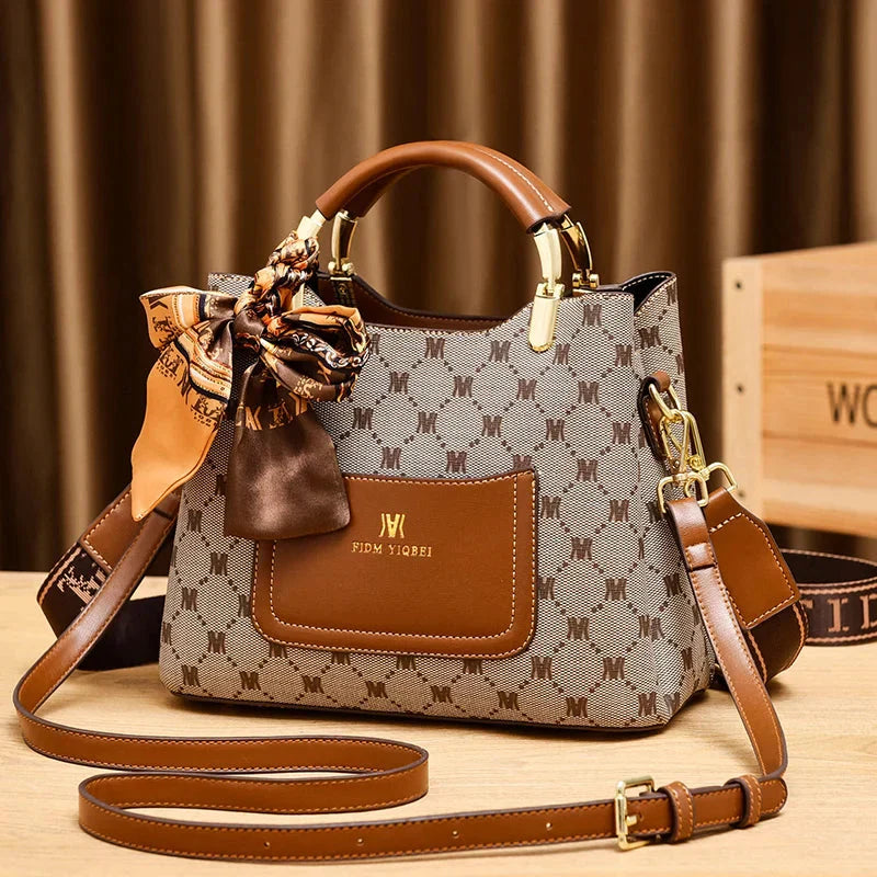 Bolsa em Couro Legítimo - Fianna