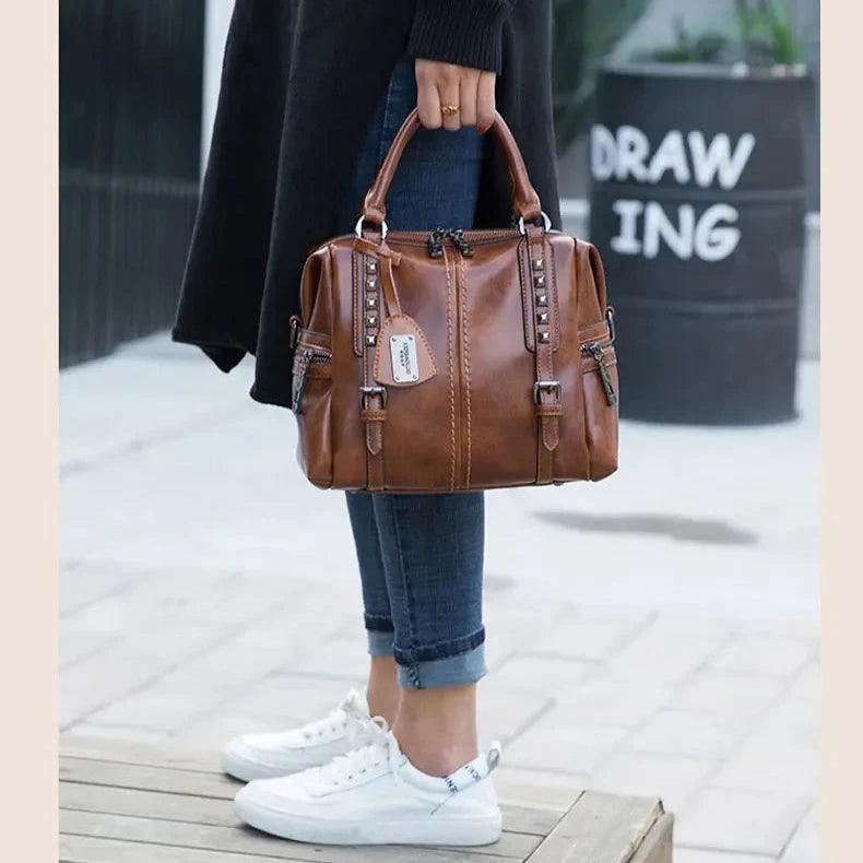 Bolsa em Couro Legítimo - Lia