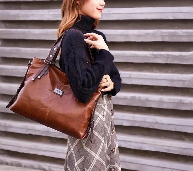 Bolsa em Couro Legítimo - Olivia