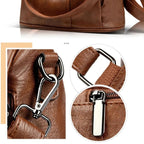 Mochila Feminina em Couro Legítimo com Alça - Elowen